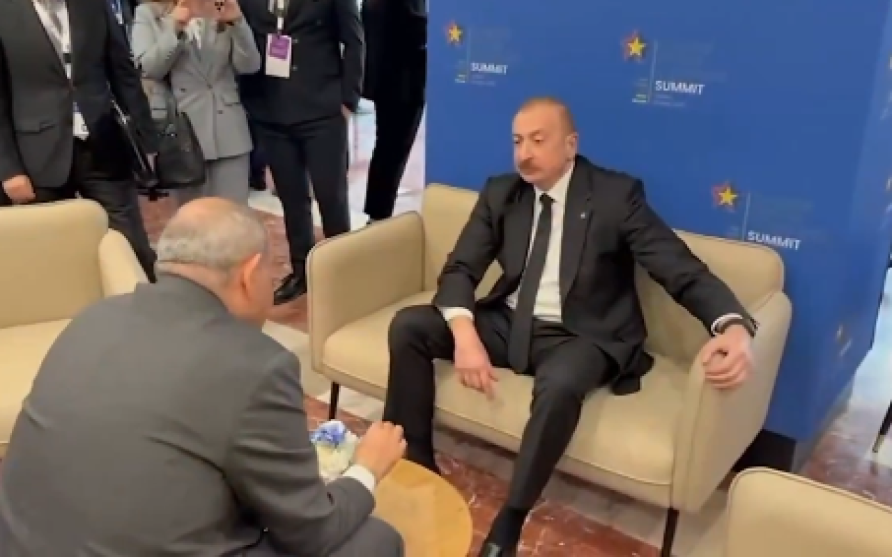 Prezident Paşinyanla görüşdü- VİDEO Prezident Paşinyanla görüşdü- VİDEO